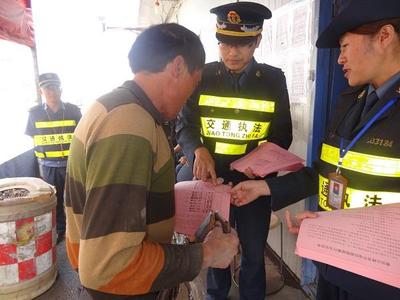 曲靖麒麟公路段 多舉措宣傳治超新規