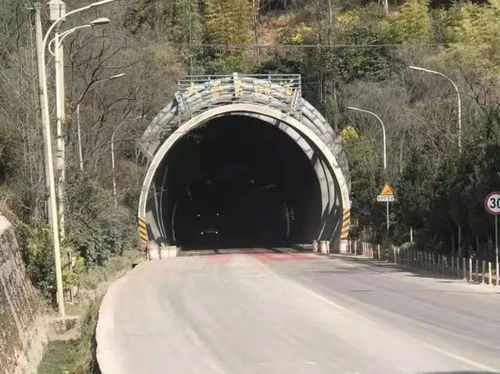 注意 明天起,昆明這一路段全幅封閉施工